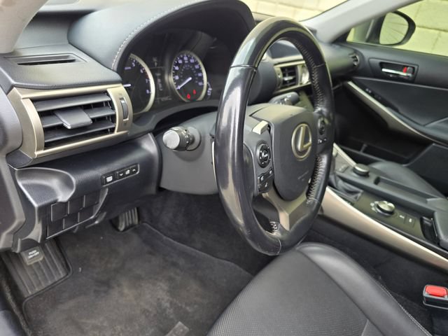 Used 2016 Lexus IS 200t RWD image 20