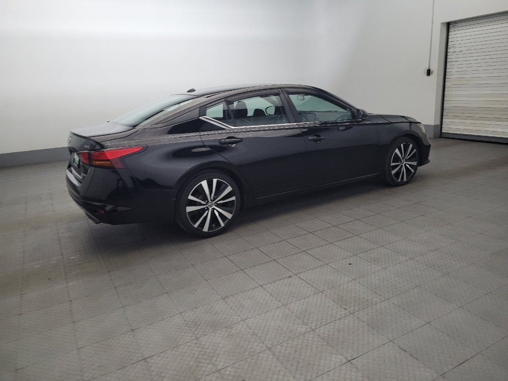 Used 2019 Nissan Altima 2.0 SR image 10