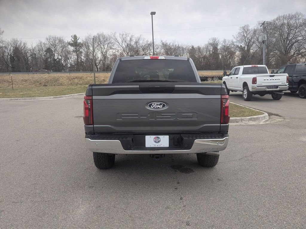Used 2025 Ford F150 XLT w/ Equipment Group 301A Standard image 4