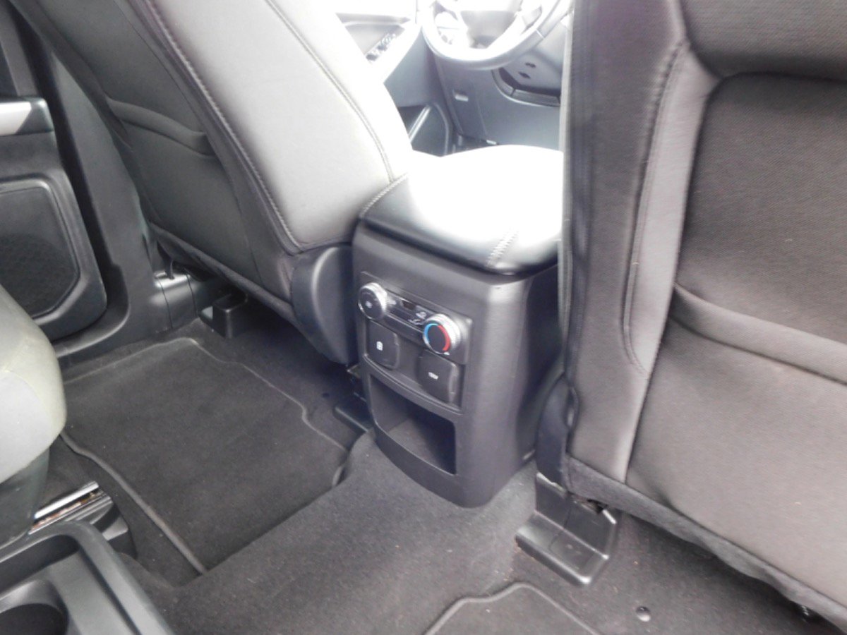 Used 2021 Ford Explorer XLT image 26