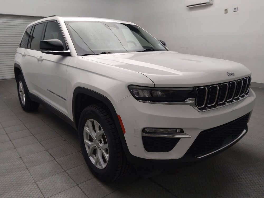 Used 2023 Jeep Grand Cherokee Limited RWD image 13