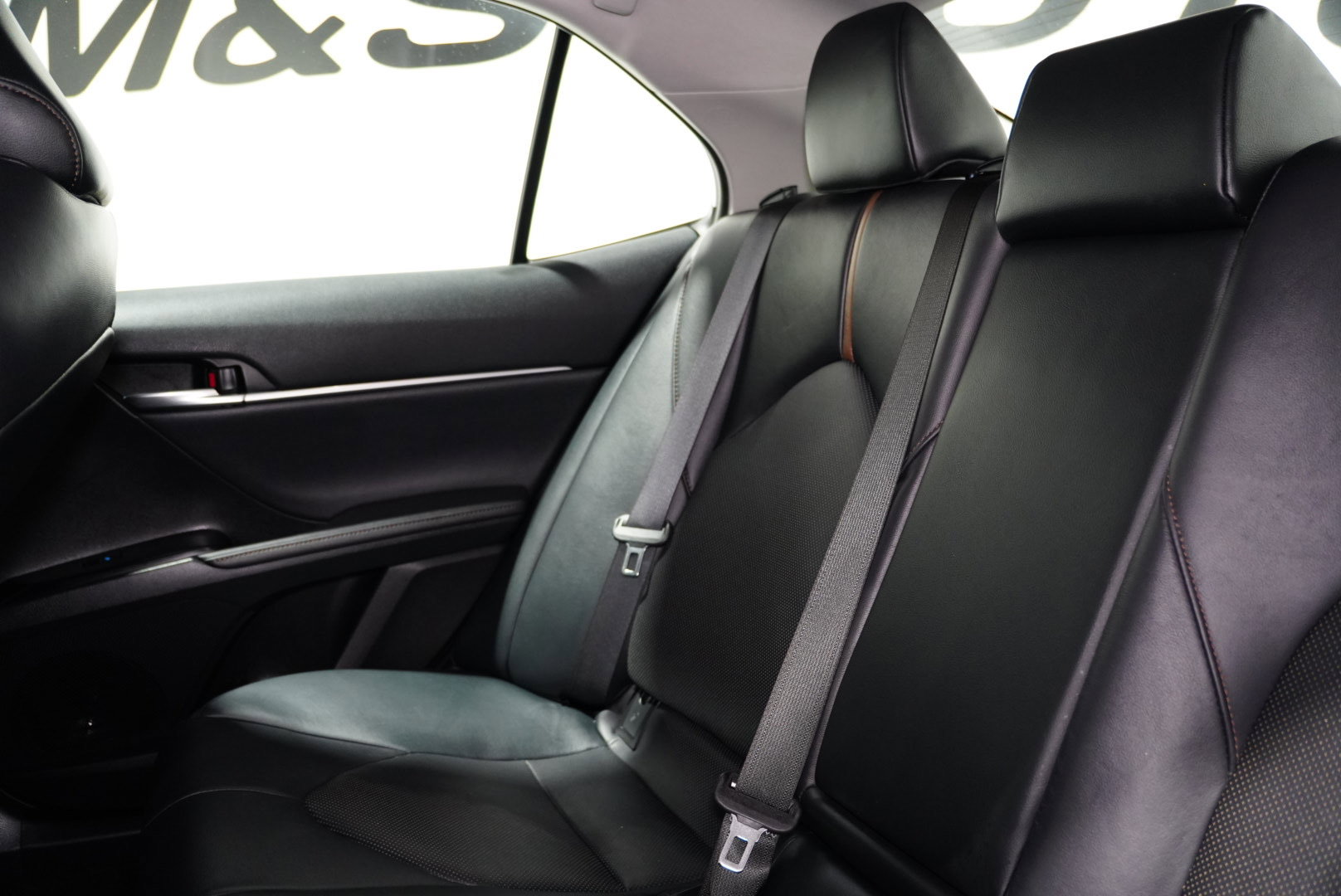 Used 2020 Toyota Camry XLE image 18