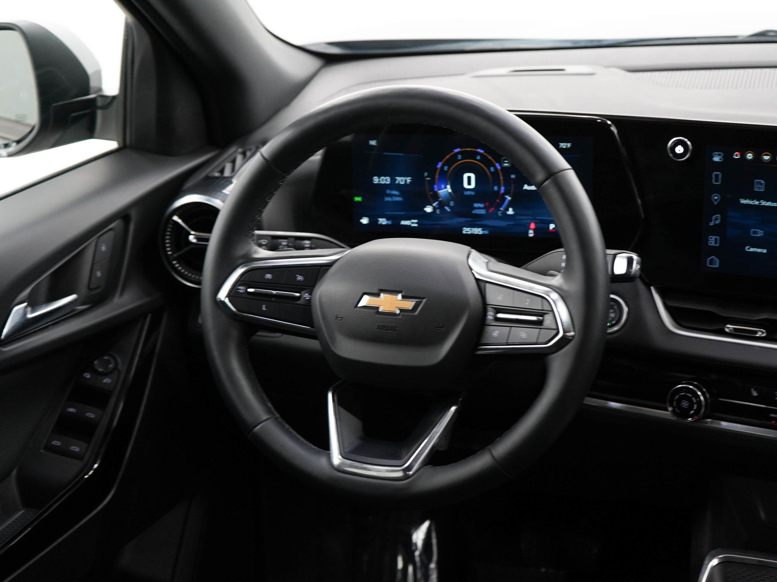 Used 2025 Chevrolet Equinox LT w/ Safety and Technology Package AWD/4WD image 14