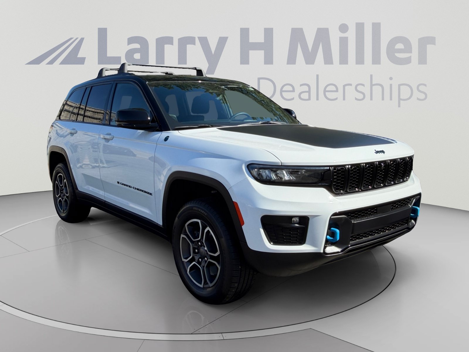 Used 2023 Jeep Grand Cherokee Trailhawk w/ Luxury Tech Group III AWD/4WD image 7