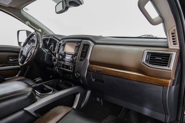 Used 2016 Nissan Titan Platinum Reserve AWD/4WD image 10