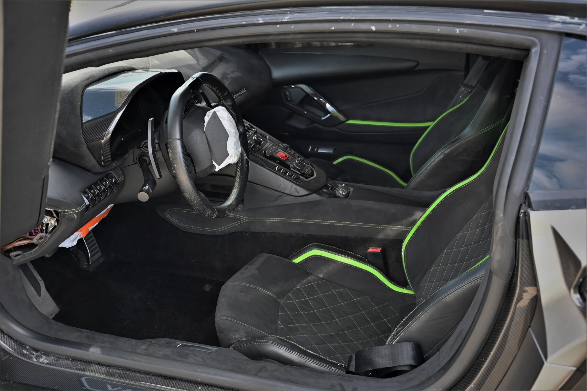 Used 2018 Lamborghini Aventador S AWD/4WD image 9