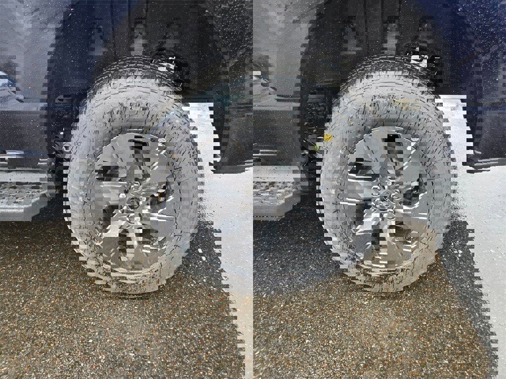 New 2025 Ford F150 Lightning Flash image 9