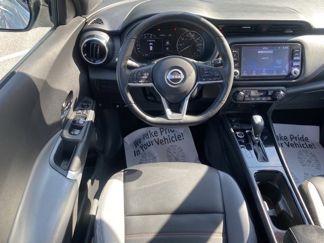 Used 2022 Nissan Kicks SR w/ Premium Package image 32