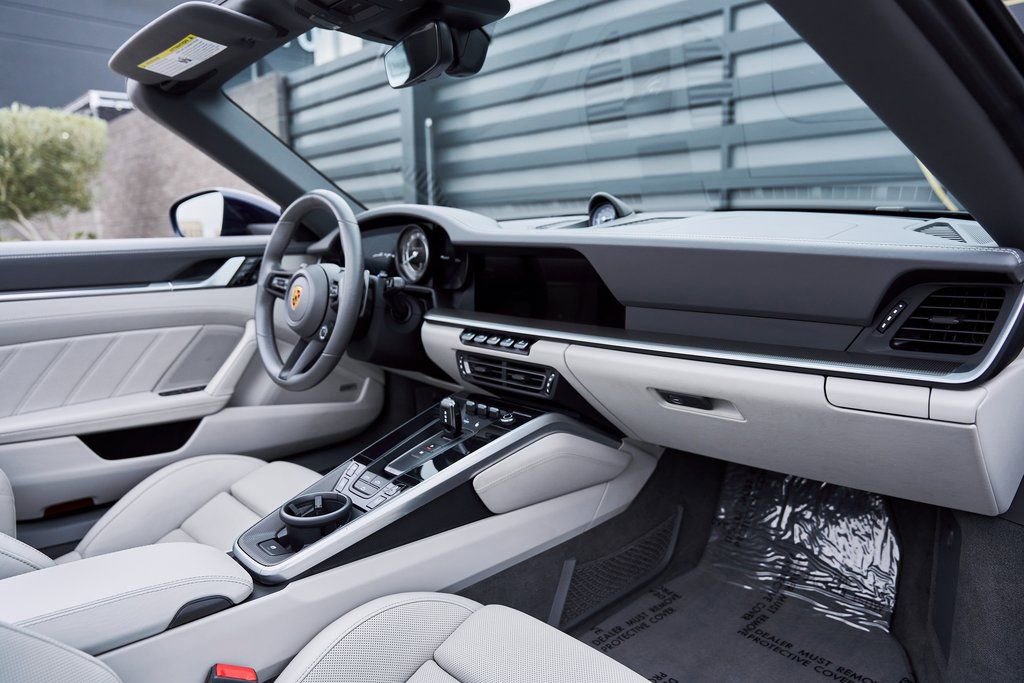 Used 2021 Porsche 911 Turbo S image 37