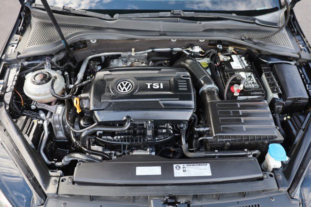 Used 2018 Volkswagen GTI SE w/ SE Leather Package FWD image 47