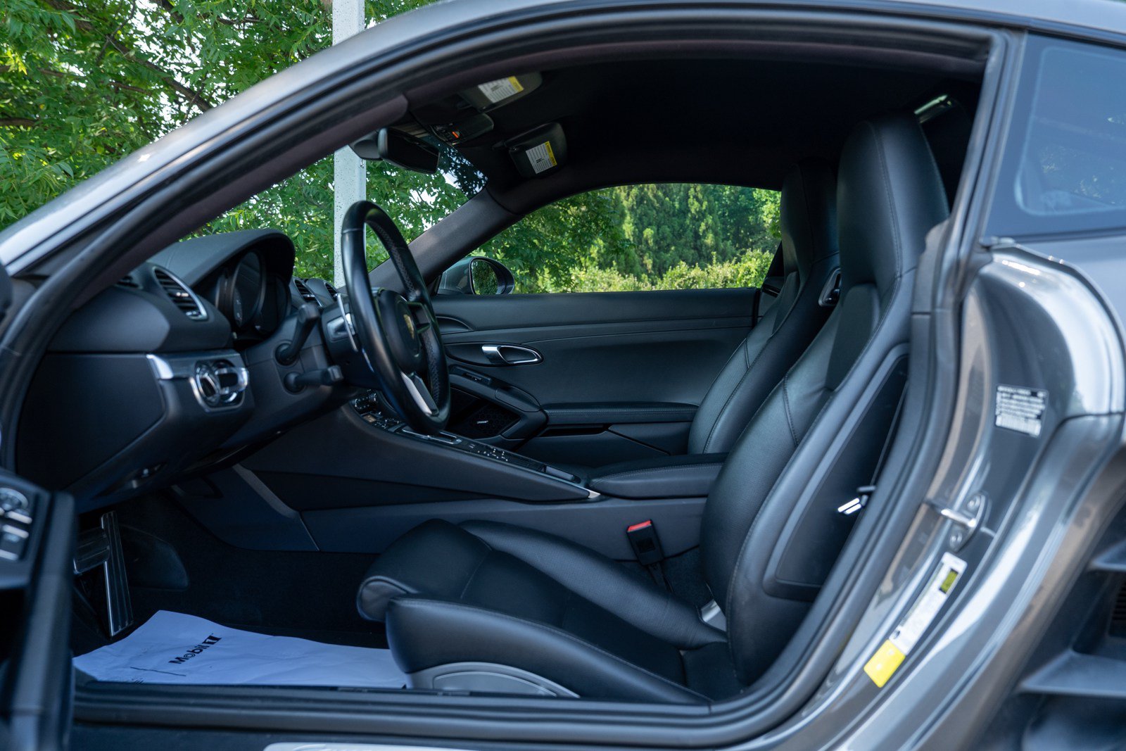 Used 2018 Porsche 718 Cayman S RWD image 25