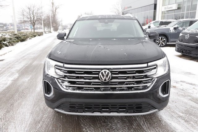 Used 2024 Volkswagen Atlas SEL image 11