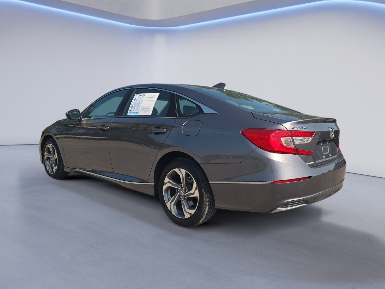 Used 2020 Honda Accord EX image 3