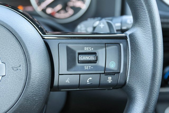 Used 2021 Nissan Rogue SV image 25