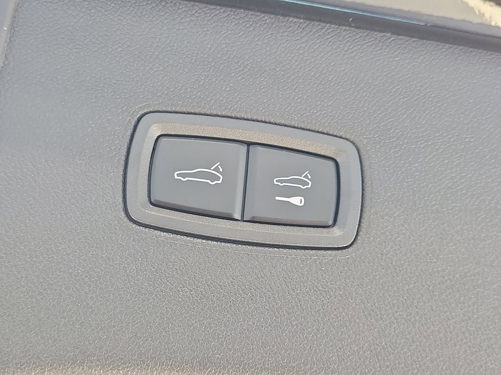New 2026 Porsche Cayenne AWD/4WD image 18