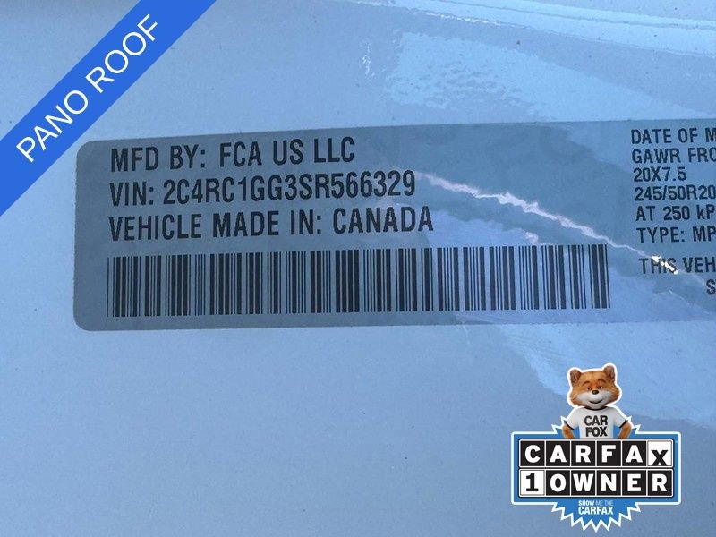 Used 2025 Chrysler Pacifica Limited image 20