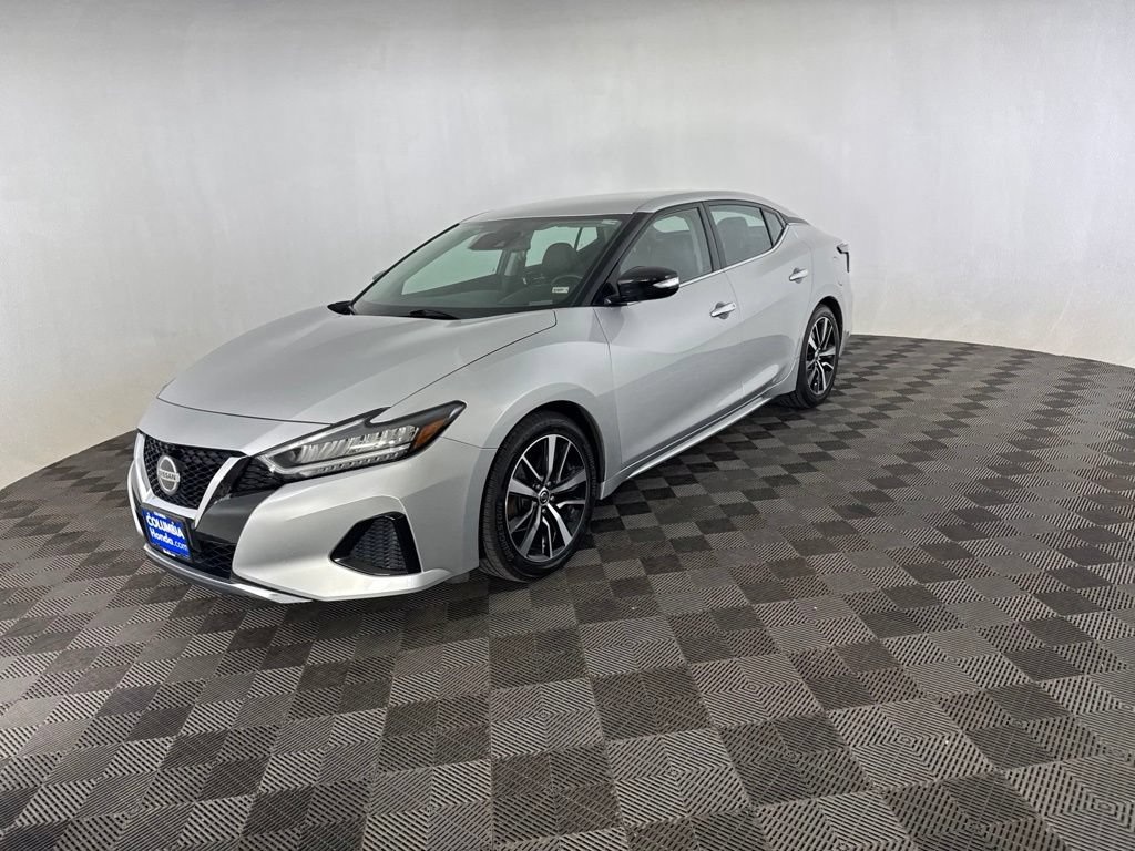Used 2022 Nissan Maxima SV w/ Floor Mat Group FWD image 3