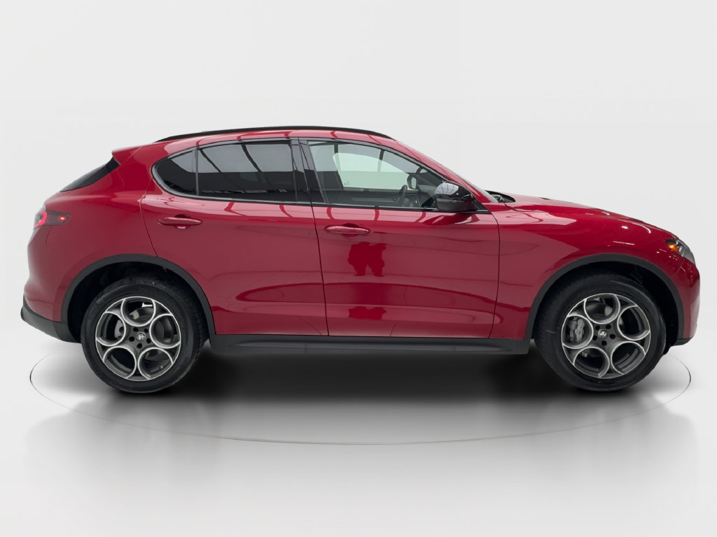 New 2026 Alfa Romeo Stelvio Sprint AWD/4WD image 8