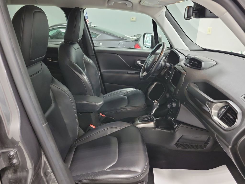 Used 2020 Jeep Renegade Limited image 19