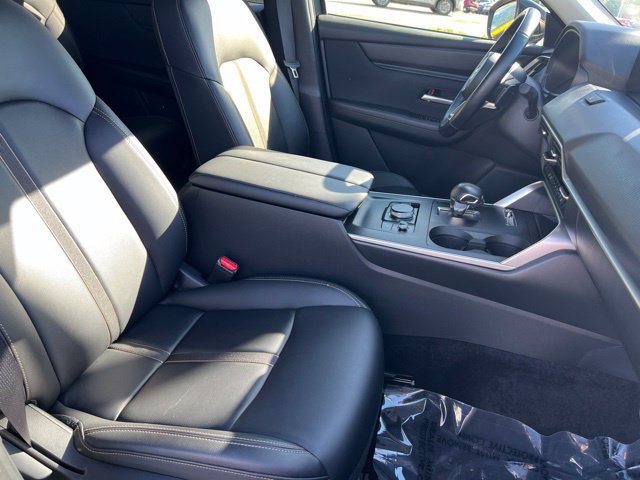Certified 2024 MAZDA CX-90 3.3 Turbo w/ Select Package AWD/4WD image 11
