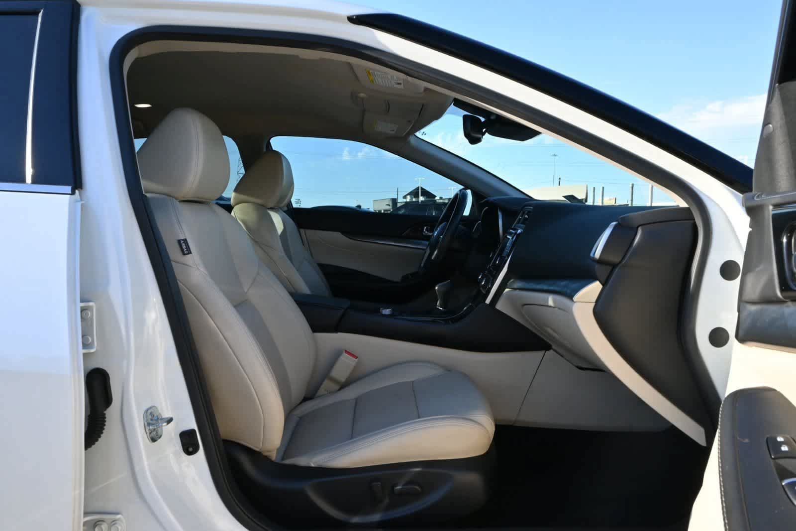 Used 2020 Nissan Maxima 3.5 SV w/ Floor Mat Group FWD image 22