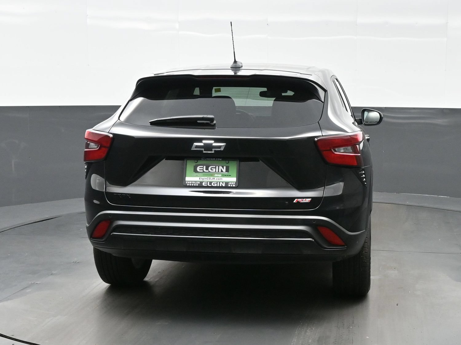 Used 2024 Chevrolet Trax RS w/ Driver Confidence Package FWD image 7