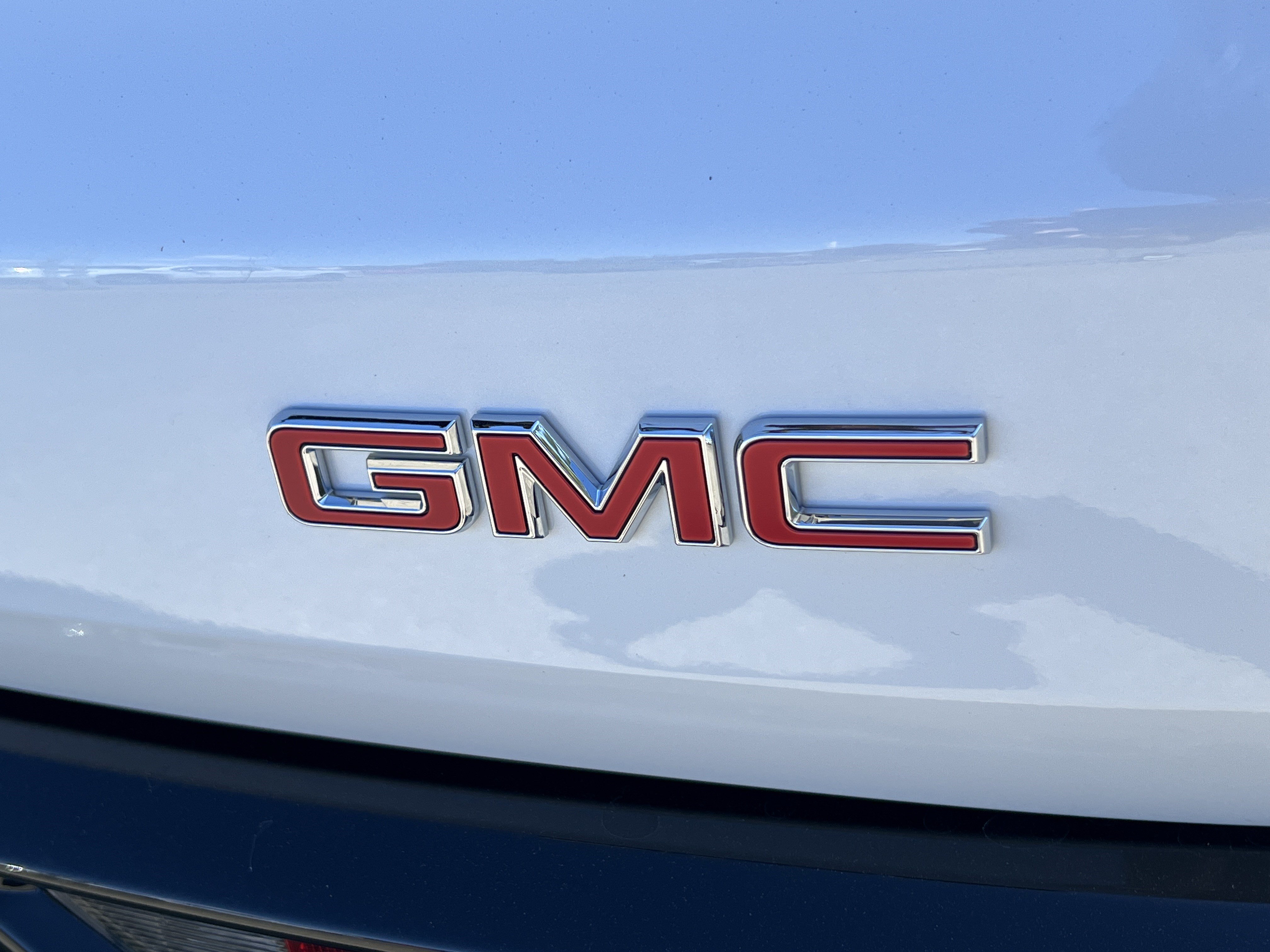 New 2026 GMC Acadia Denali w/ Super Cruise Package AWD/4WD image 8