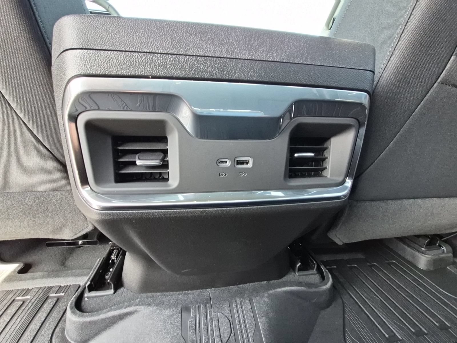 New 2026 GMC Sierra 1500 Elevation AWD/4WD image 40