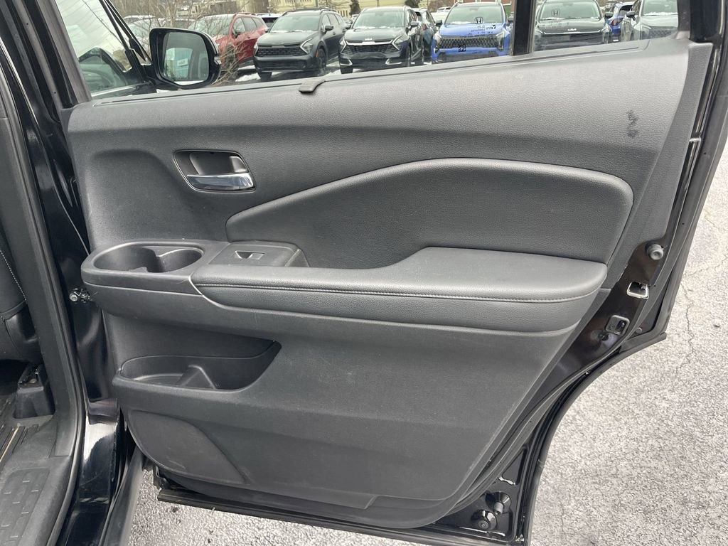 Used 2022 Honda Pilot Touring image 24