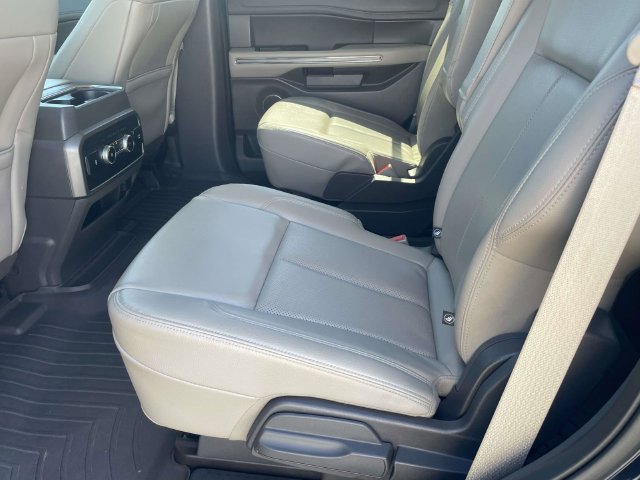 Used 2021 Ford Expedition XLT RWD image 12