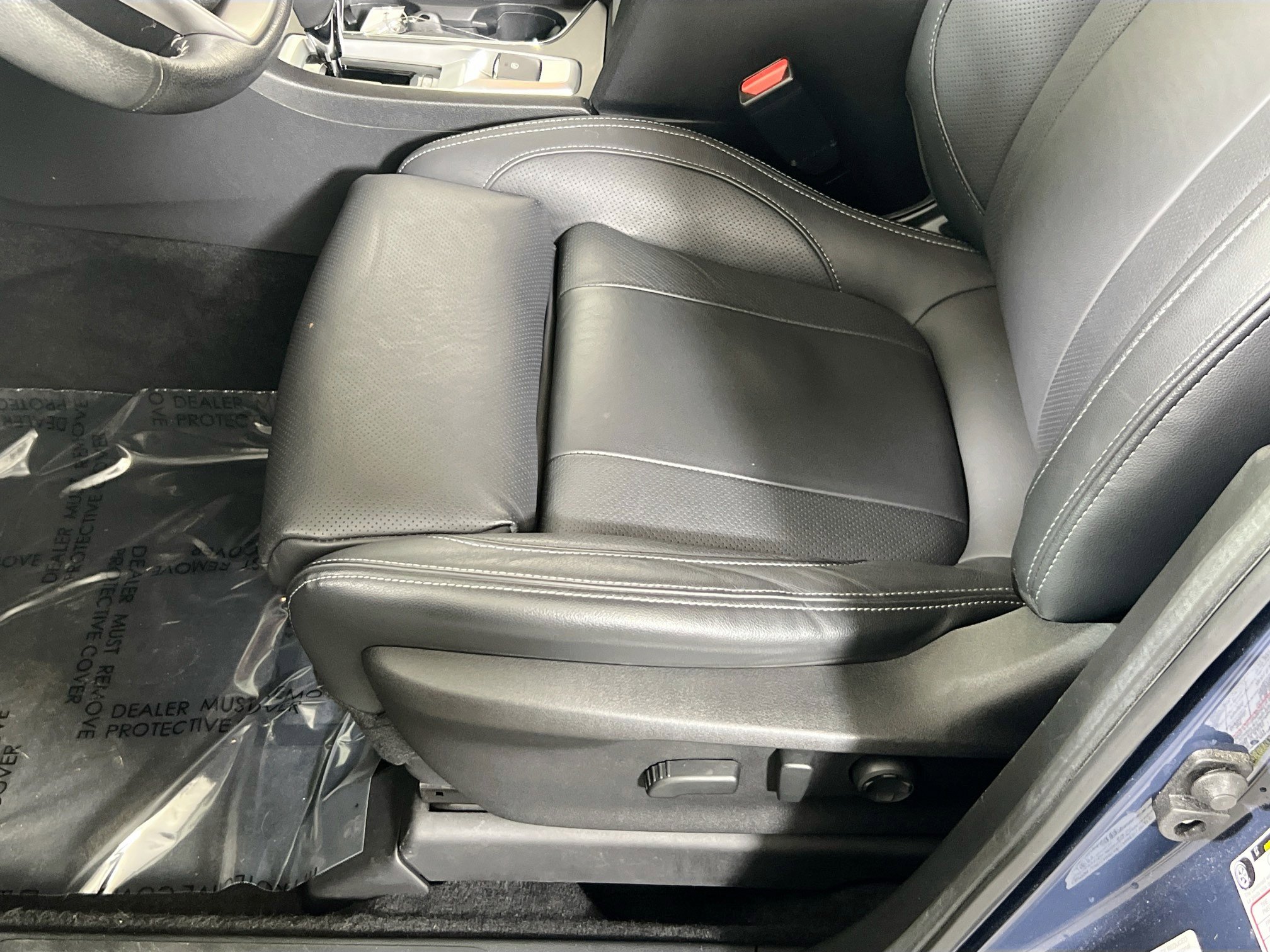 Used 2023 Subaru Ascent Limited w/ Technology Package image 19