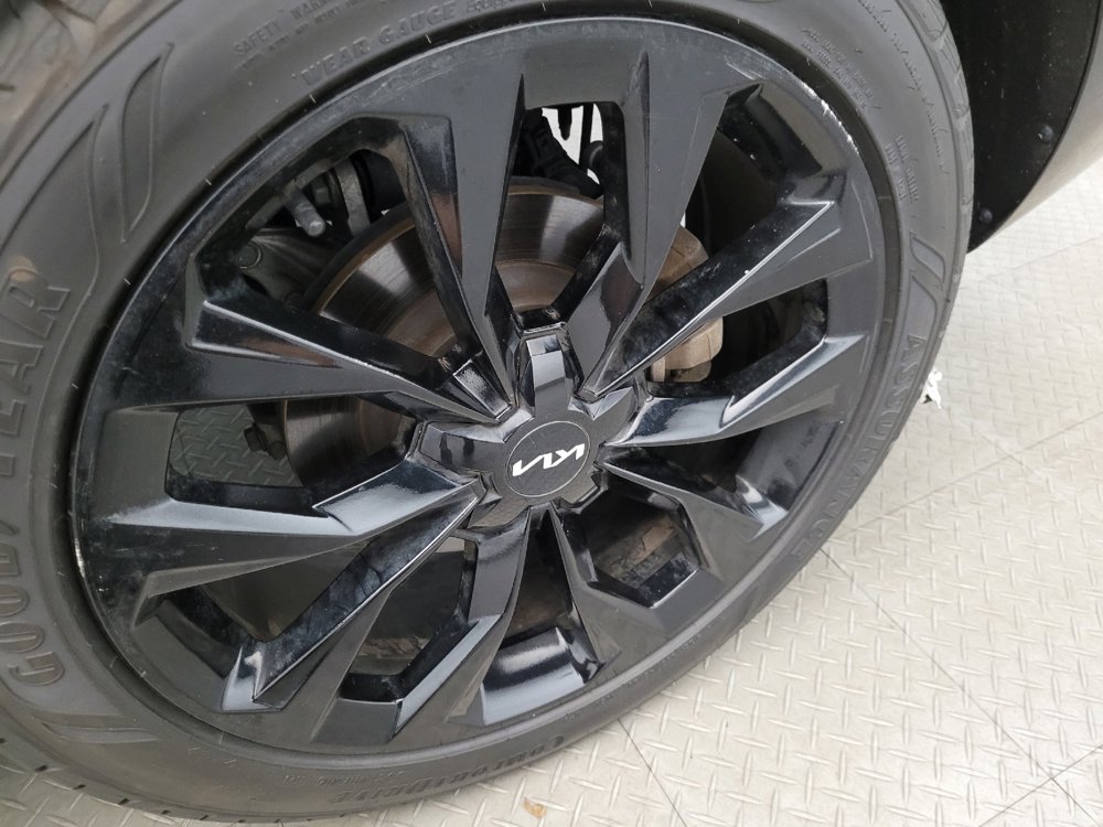 Used 2022 Kia Sorento SX image 31