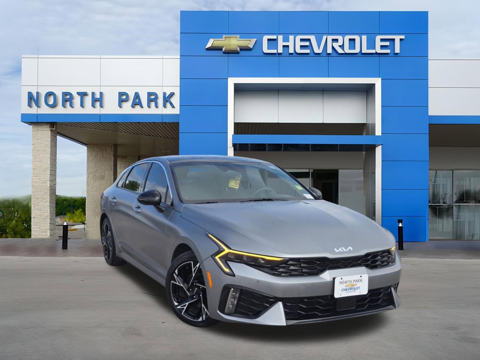 Used 2025 Kia K5 GT-Line w/ GT-Line Premium Package image 1