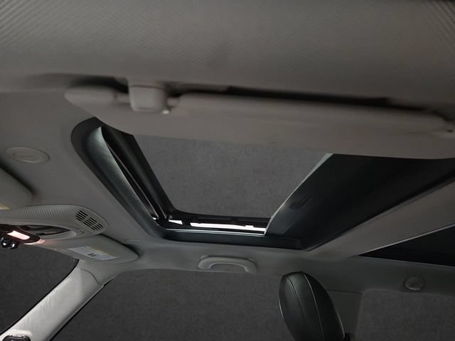 Used 2015 MINI Cooper 2-Door Hardtop FWD image 8