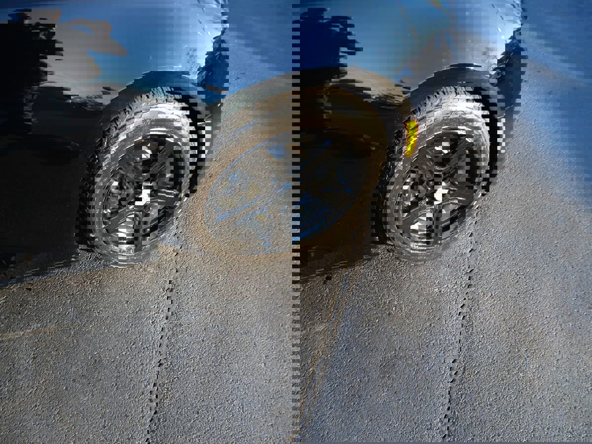 Used 2019 Chevrolet Camaro LT image 36