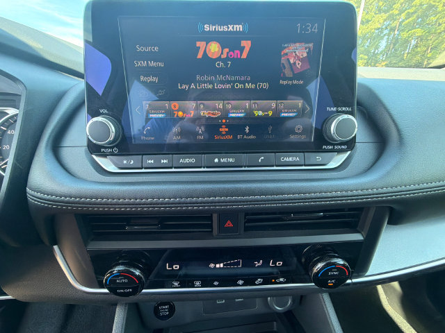Used 2026 Nissan Rogue SV FWD image 30