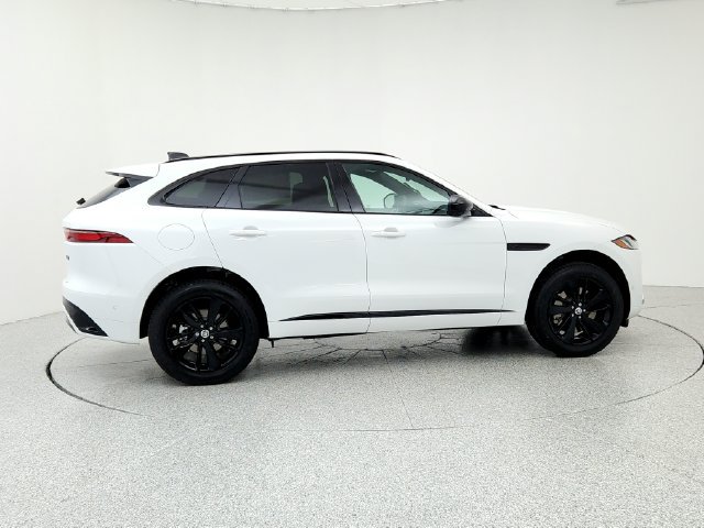 Certified 2026 Jaguar F-PACE R-Dynamic S AWD/4WD image 4