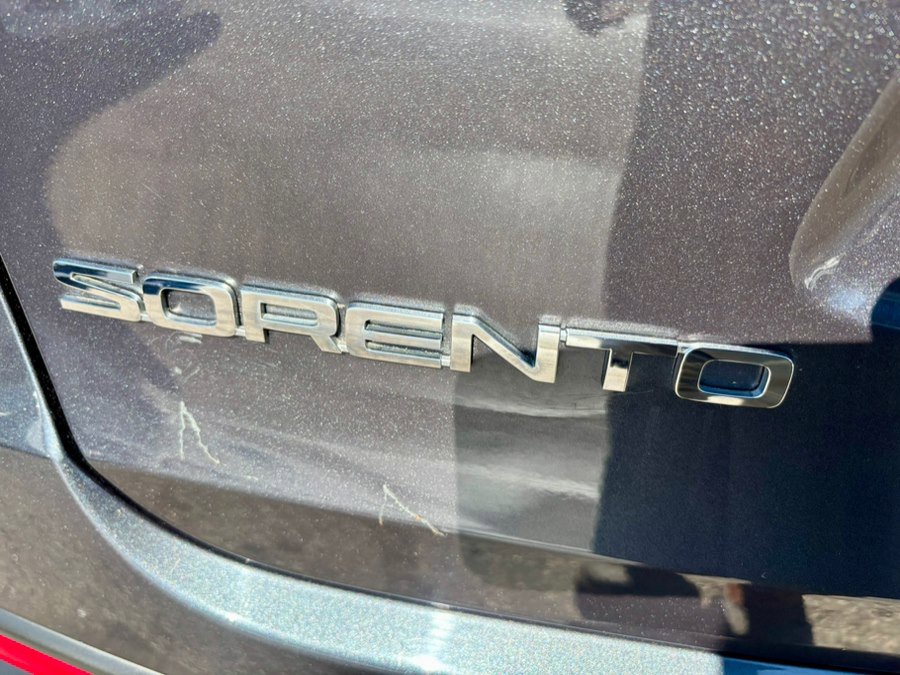 Used 2018 Kia Sorento LX w/ LX V6 Convenience Package image 34