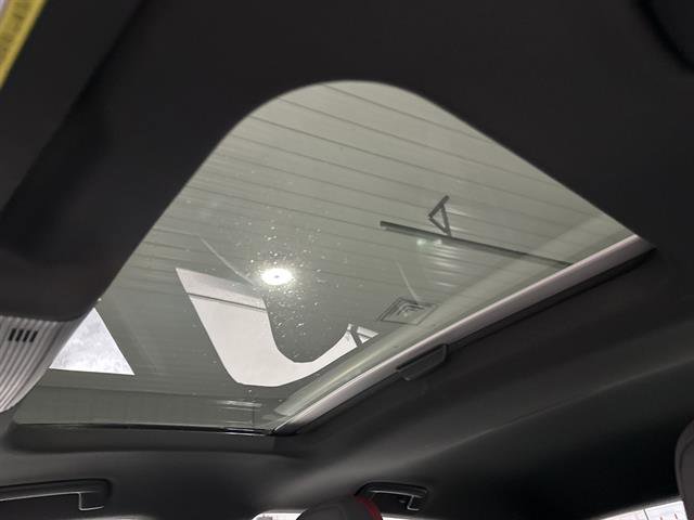 Certified 2024 Volkswagen GTI SE image 19