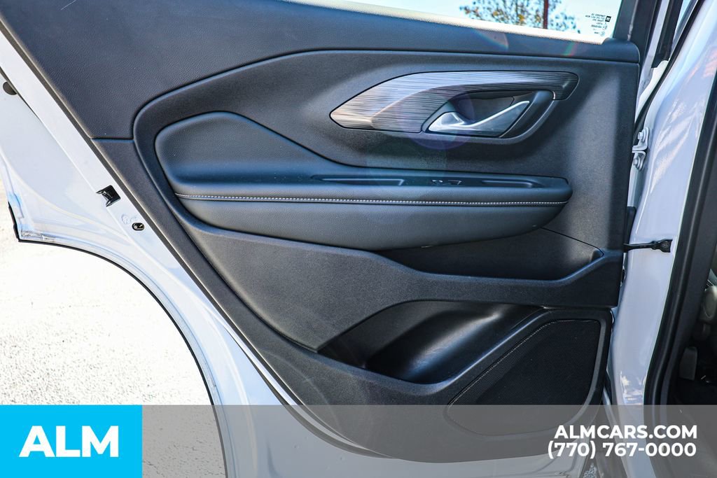 Used 2024 GMC Terrain SLE image 54