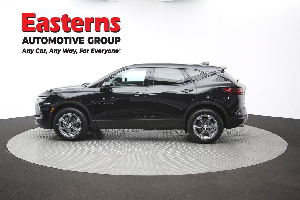 Used 2025 Chevrolet Blazer LT FWD image 64