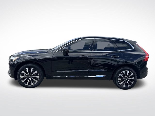 Used 2023 Volvo XC60 B5 Plus FWD image 4