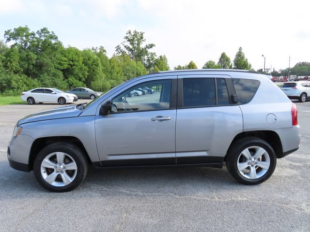Used 2016 Jeep Compass Sport w/ Power Value Group FWD image 11