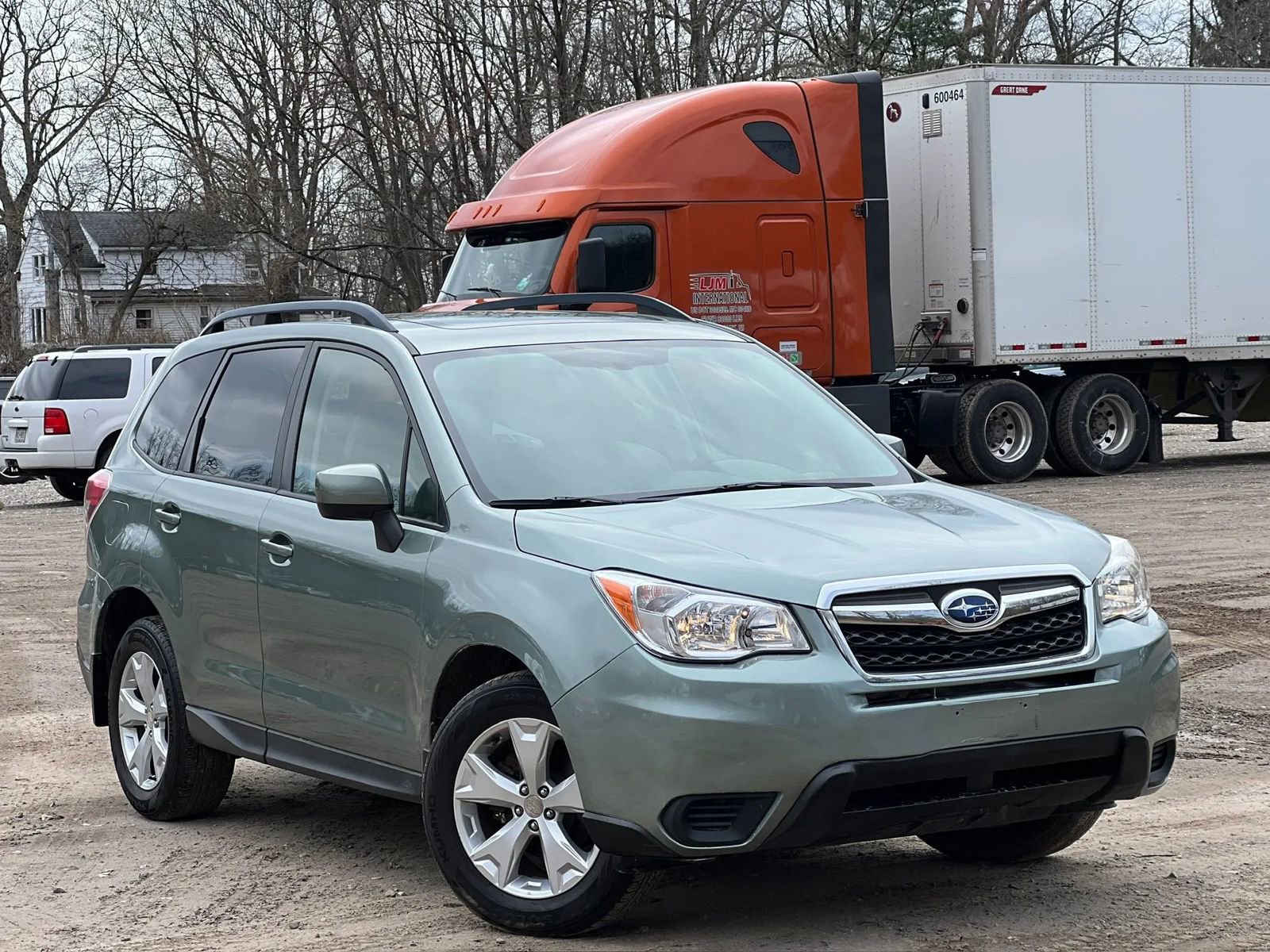 Used 2015 Subaru Forester 2.5i Premium w/ All-Weather Package image 8