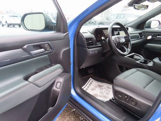 New 2026 GMC Terrain AT4 w/ Convenience Package III image 18