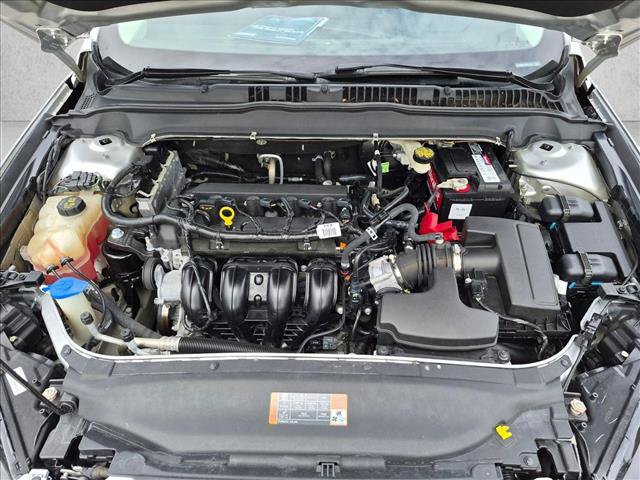 Used 2016 Ford Fusion SE FWD image 21