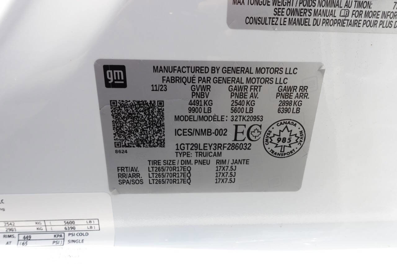 Used 2024 GMC Sierra 2500 Pro AWD/4WD image 17