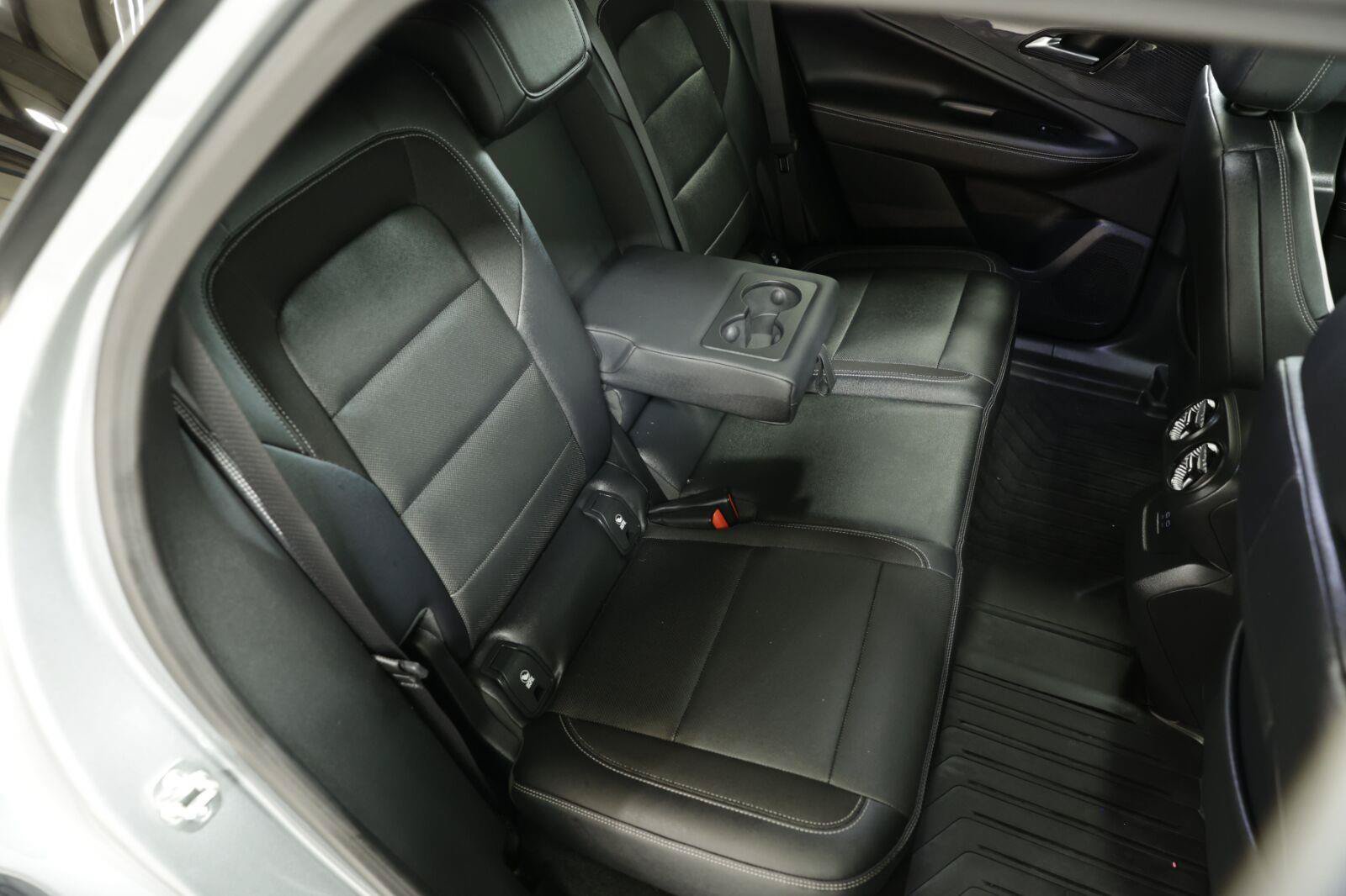 Certified 2024 Chevrolet Blazer EV LT AWD/4WD image 19