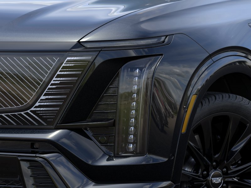 New 2027 Cadillac Vistiq Platinum w/ LPO, Floor Liner Package AWD/4WD image 10
