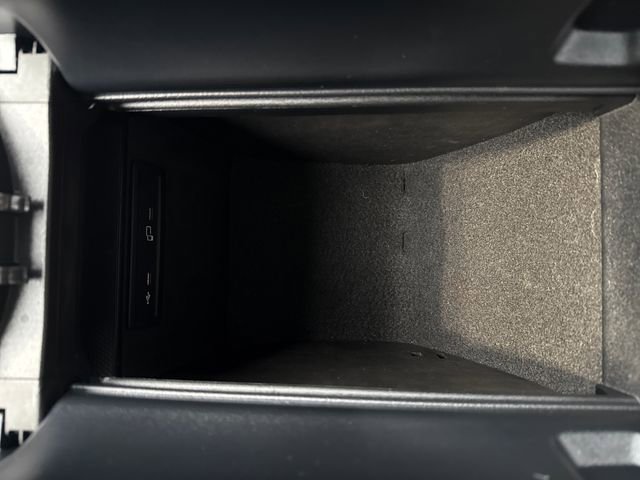 Used 2021 Mercedes-Benz GLC 300 image 29